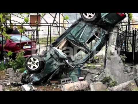 MAKINA PERPLASET ME MURIN E BANESES