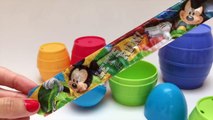 Aprender los Colores con la Anidación de Apilamiento de Vasos en inglés Huevos Sorpresa Aprender Tamaños con Play Doh