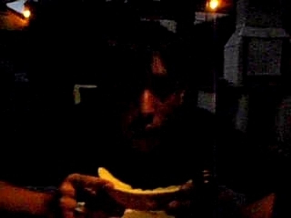 adam qui mange du melon !!