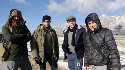 Saluto del gruppo di cosplayer Crime Alley Studios