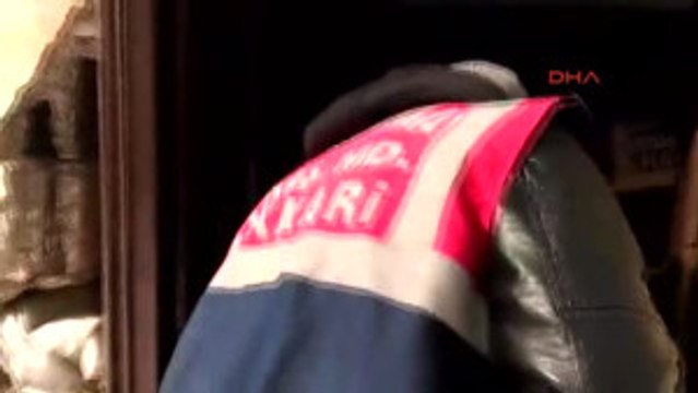 Yüksekova'da Kaçak Sigara ve Nargile Tütünü Ele Geçirildi