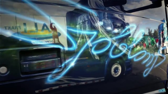 Volvo Trucks - One of the coolest vacuum trucks you will ever see - 'Welcome to my cab - light'-4fCZYypl2Ac