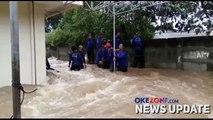 Banjir di Cipinang Indah, Petugas Berusaha Membuat Tanggul Dadakan