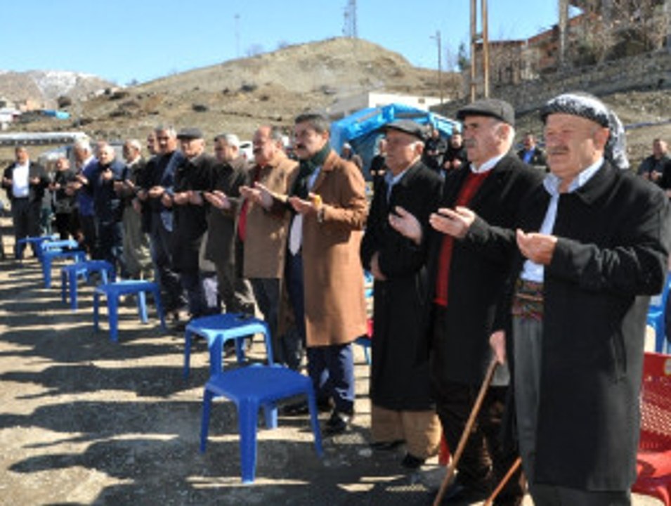 Şırnak'ta Referandum Toplantısı: Tatar Aşireti "Evet" Oyu Kullanacak
