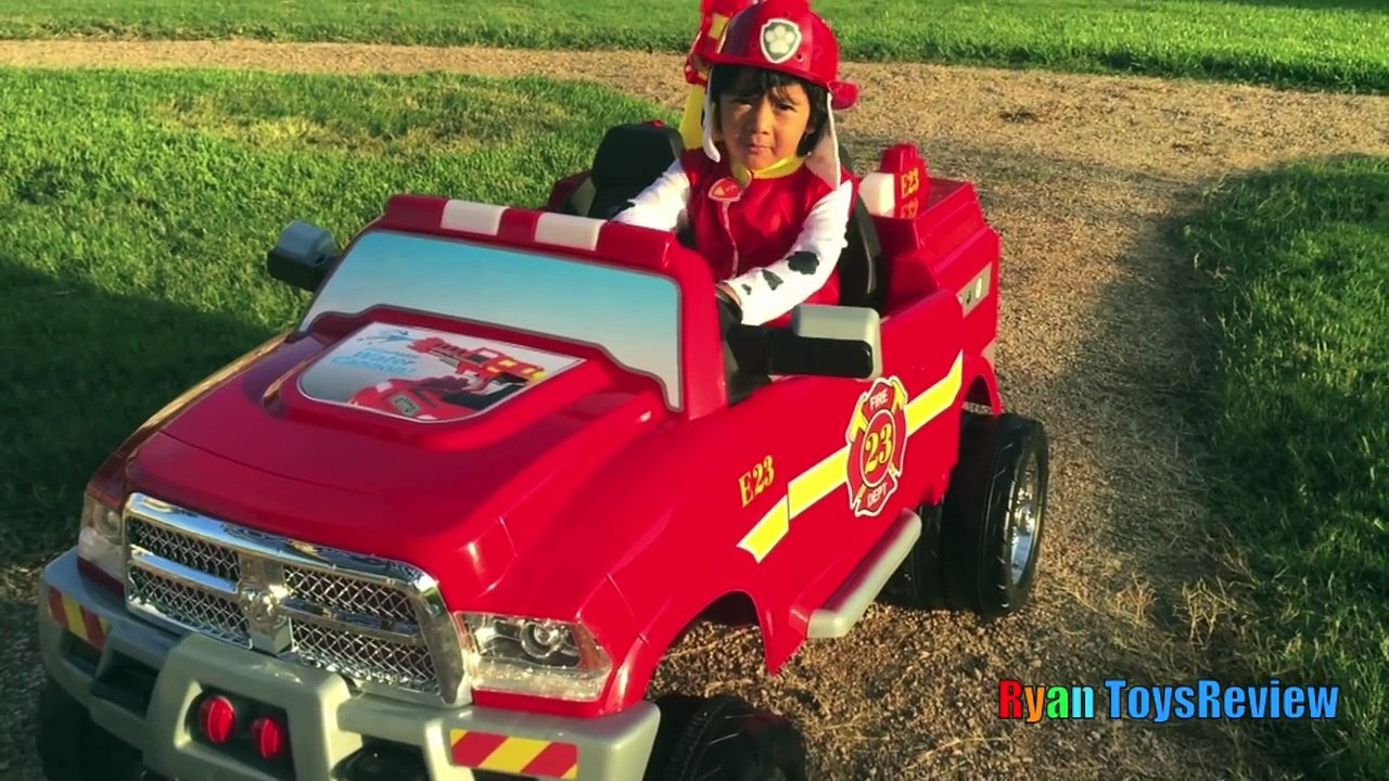 PAW PATROL TOYS Nickelodeon Giant Egg Surprise opening Nick Jr Power Wheels kids video