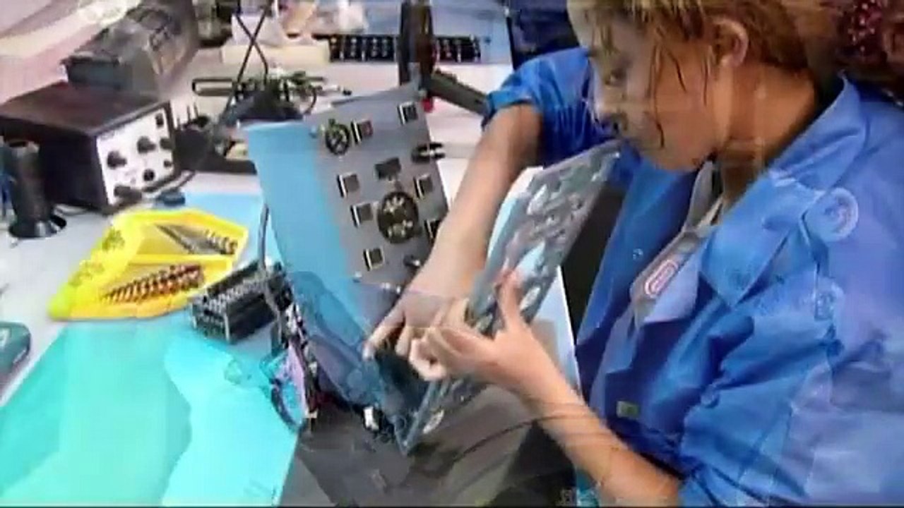 Comment Cest Fait - S15 : E04 (Les Simulateurs de Vol !)