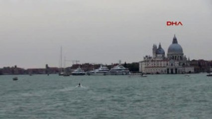 Venedik Karnavalı Ilgi Çekiyor