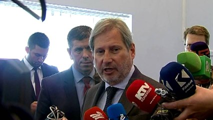 Kosovë, Hahn takon udhëheqësit politikë - Top Channel Albania - News - Lajme