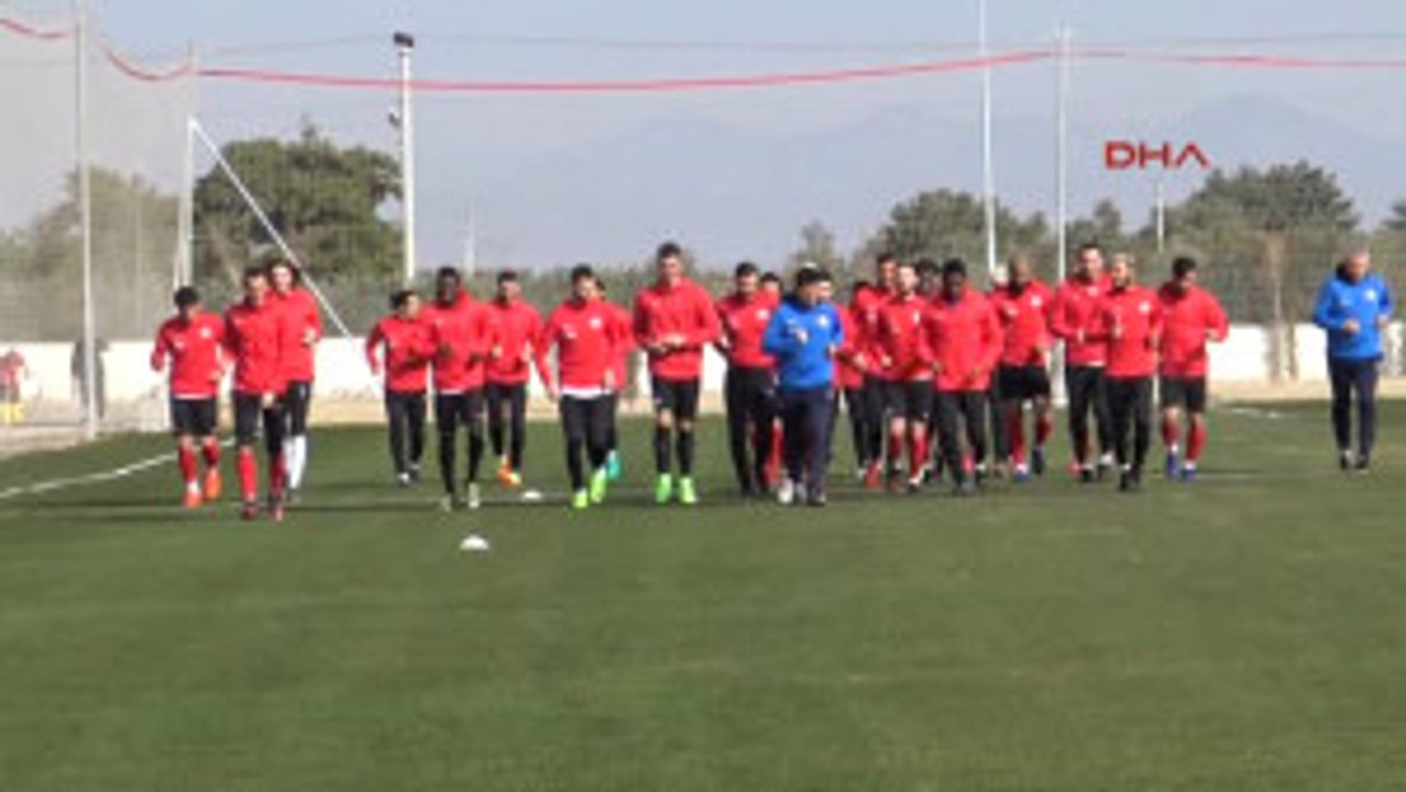 Eto'o'ya Baklava Sürprizi