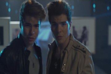 Gemeliers cumplen 18 e invitan a todos a su fiesta