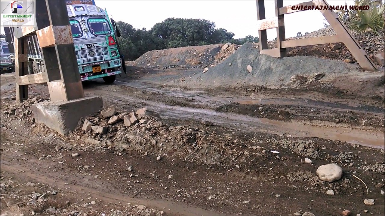 Tata LPT 3118 TC On Kachhi Sadak
