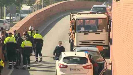 Detenido a tiros el conductor de un camión con butano robado en Barcelona