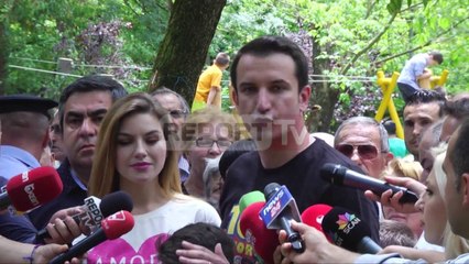 Report TV - Festa tek këndi i fëmijëve,Veliaj: Të harrojmë ç'ndodhi, ecim para