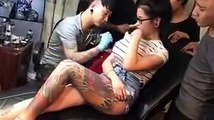 See what happened while the tattoo artist was tattooing this beautiful lady