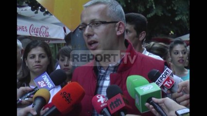 Report TV - Korça shkëlqen nga karnavalet, zgjerohet parada e koncepti artistik