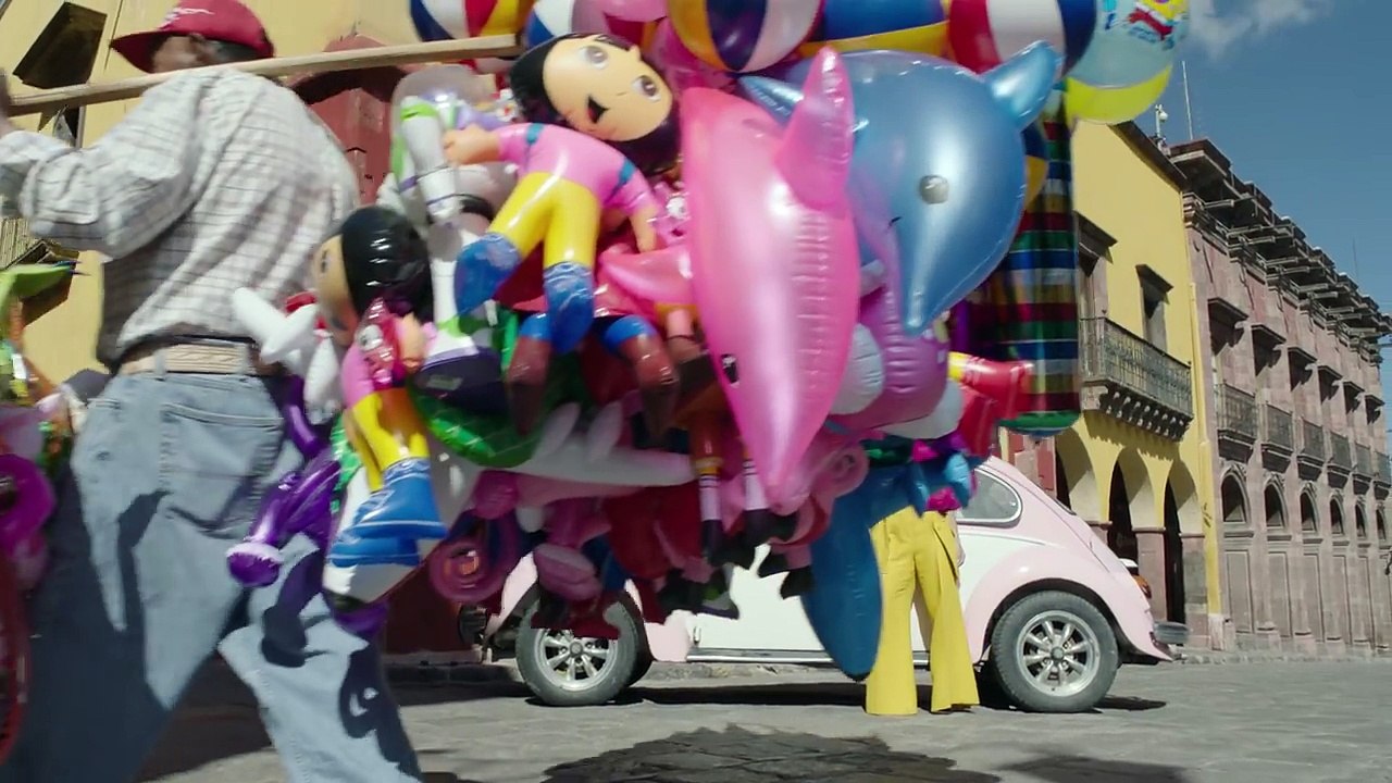 INNA - Gimme Gimme   Official Music Video (Entertainment On)