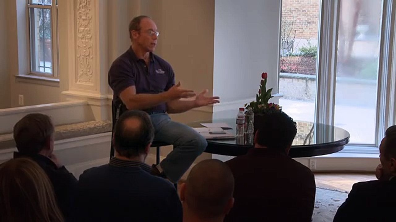 ALIEN SHIPS ON EDGE OF CRATER OBSERVING LUNAR LANDINGS - NASA USES FAKE FOOTAGE TO FOOL THE PUBLIC