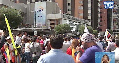 Partidarios de CREO piden al CNE celeridad en el escrutinio