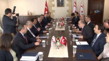 Lefkoşa)- Akıncı ile Heyetlerarası Görüşme Başladı