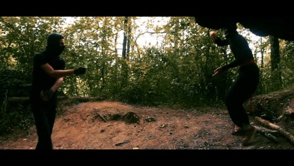 Bonus Moulin de Lavaure - Le clan Fujiz