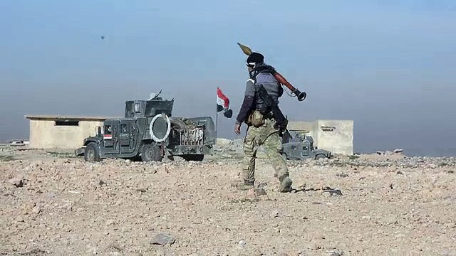 Mossoul: les forces irakiennes consolident leurs positions