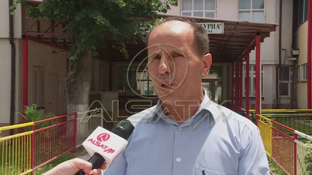 Drejtori sulmoi fizikisht pedagogen e shkollës?!