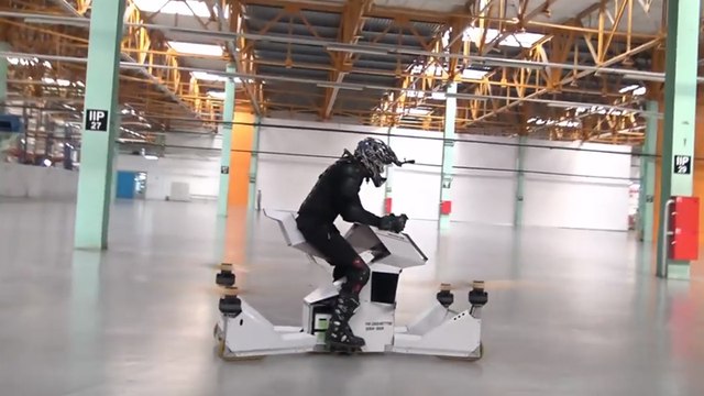 Hoverbike : un mélange entre une moto et un drone