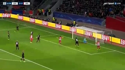 Wendell Almost Scores an Own Goal