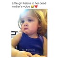 Vajza e vogel e degjon zerin e nenes se saj te vdekur. Reagimi i saj te then zemren! Zoti i rujat gjithe jetimat!