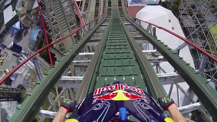 Watch Amazing stunts on motar bike-userhubb exclusive