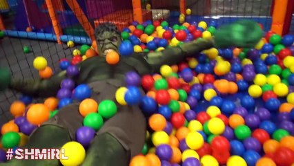 FROZEN ELSA BIRTHDAY PARTY Indoor Playground SPIDERMAN HULK - Superhero Movie in Real Life