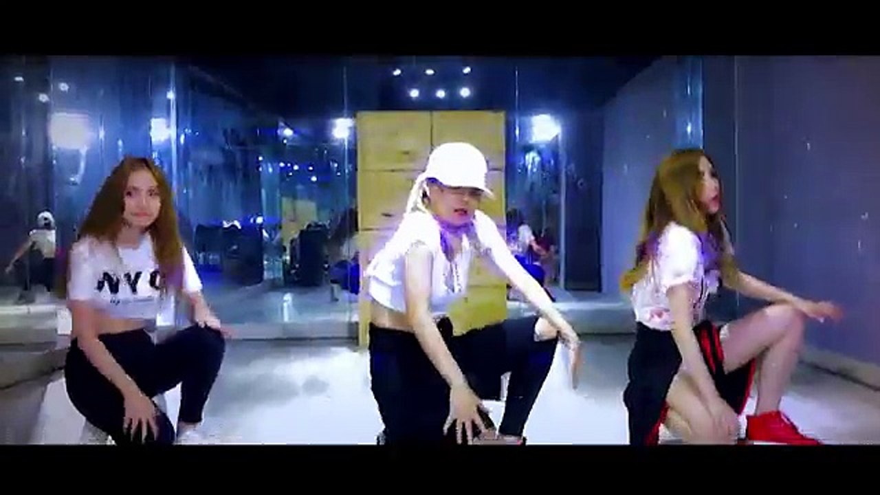 16.dance Team Megamix _ Lykio - Mai Quỳnh Anh - Moon Hồ