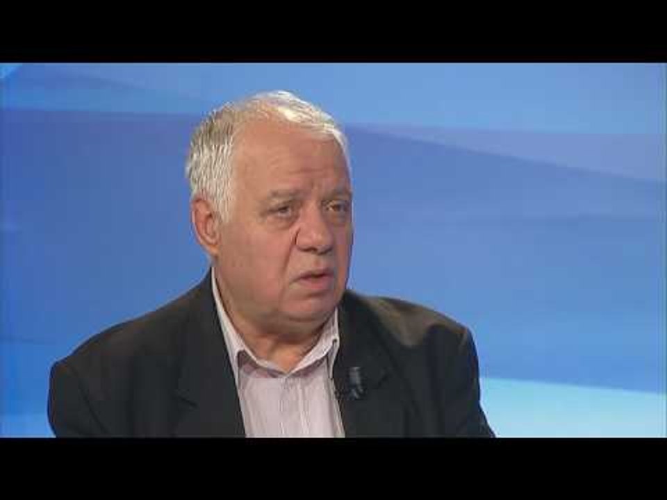 Nako Petro i ftuar ne Ora e Intervistes - Ora News - Të parët për lajmin e fundit