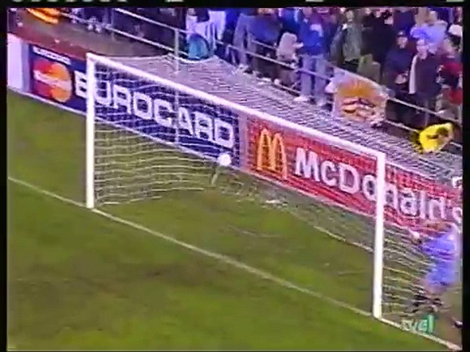 20.10.1999 - 1999-2000 UEFA Champions League Group F Matchday 4 Valencia CF 1-1 Bayern Münih