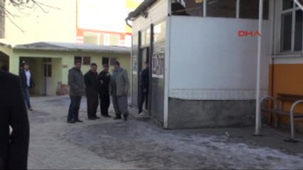 İnşaat Işçisi Camide Bulduğu 15 Bin 200 Euroyu Sahibine Teslim Etti