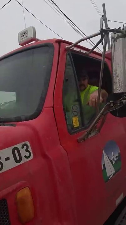 Chercher la merde avec un conducteur de chasse neige... Mauvaise idée !