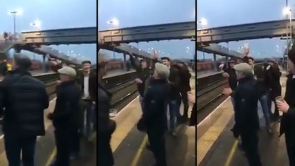 Il attrape la bière des supporters adverses like a boss