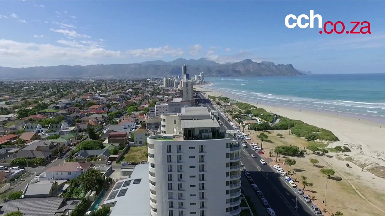 3 Bedroom Apartment For Sale in Strand