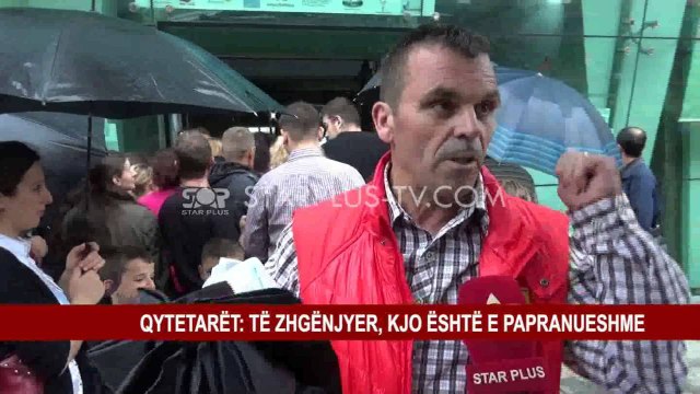 SHITJA E TEKSTEVE SHKOLLORE, KAOS NË LIBRARITË E QYTETIT
