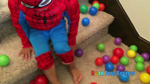 Congelados Elsa INCREÍBLE PLAY DOH RETO de la Pirámide de la Película de los Juguetes de los Cabritos w/ Spiderman Hulk Joker en