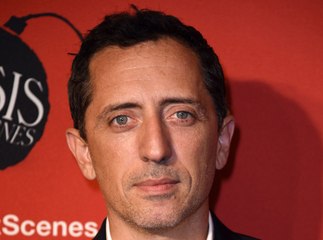 Gad Elmaleh : Son père se moque dans une vidéo hilarante