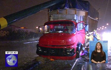 Un camión bananero se accidentó en el norte de Guayaquil