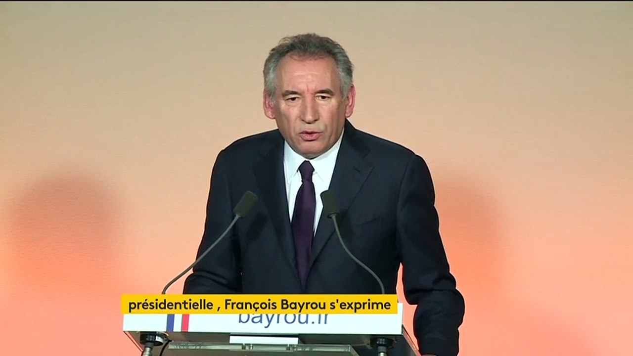 "Le danger est trop grand, unissons nos forces" : l'appel de François Bayrou à Emmanuel Macron