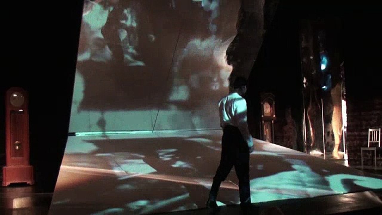 Russie: une autre approche de Staline au théâtre