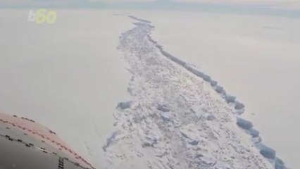 New Aerial Footage of an Antarctic Crack the Size of 9 Football Fields