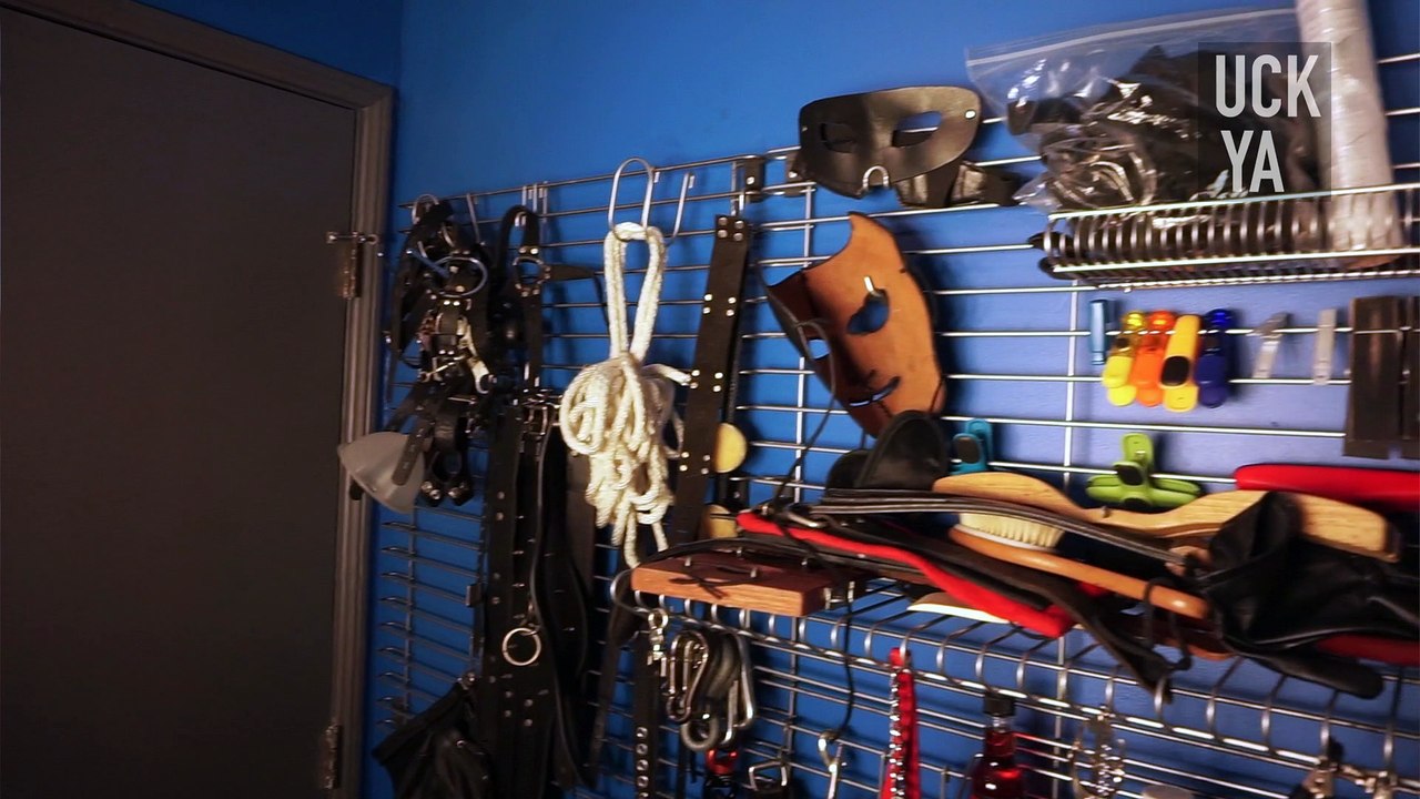 Amazing Dominatrix Video: BDSM, Kink, Seduction, Taboo, Fetish & More (by UCKYA)