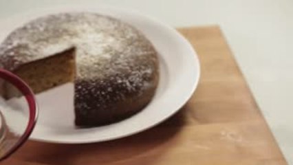Simple Rice Cooker Banana Cake