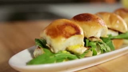 Caramelised & Crispy Snapper Sliders