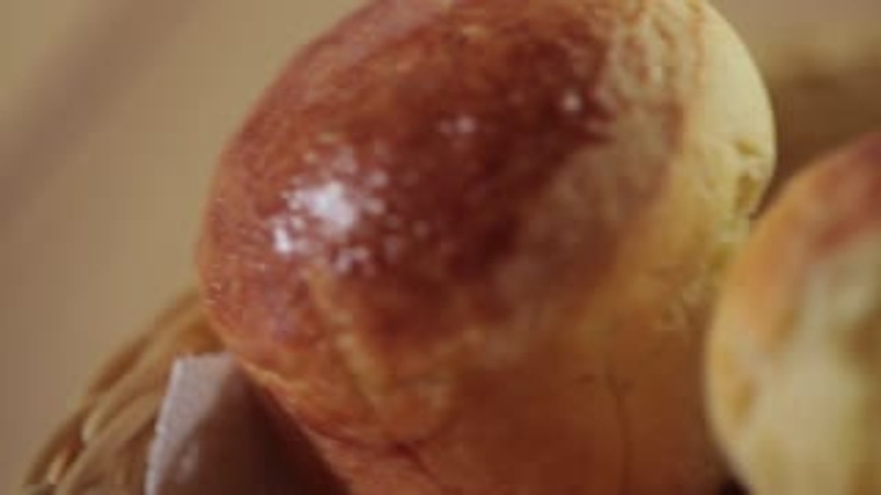 No Knead Brioche Buns