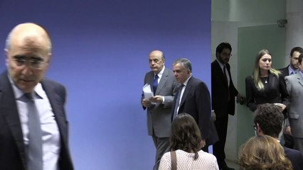 Serra pede demissão por motivos de saúde